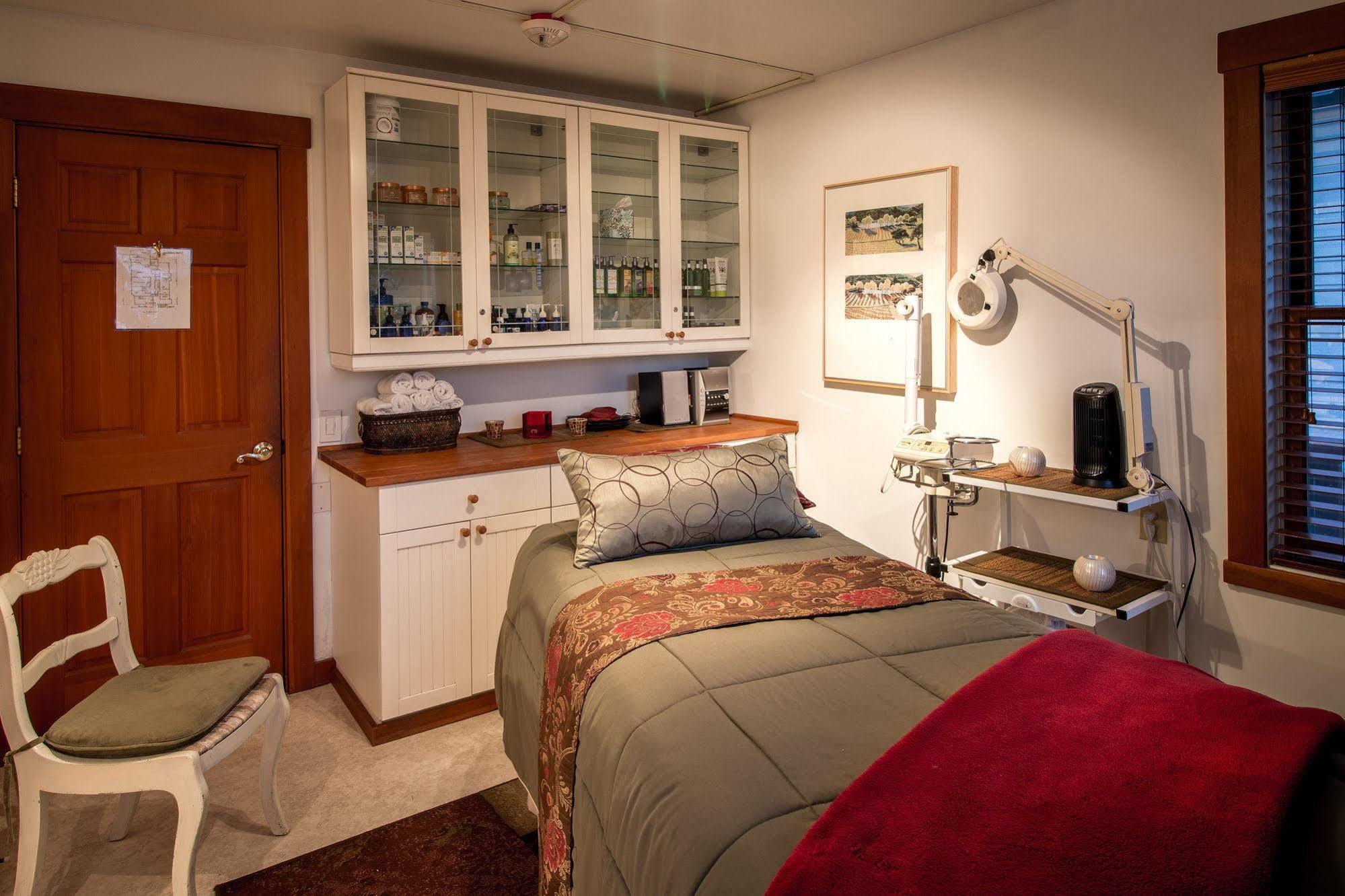 The Heron Inn And Day Spa La Conner Exterior foto